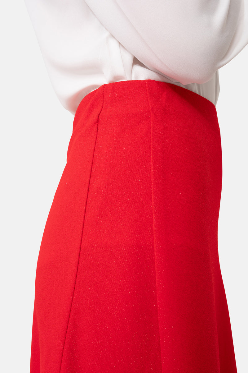 Roter, ausgestellter Damenrock mit elastischer Taille