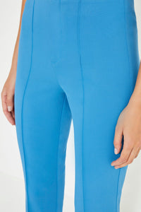 Blaue Karottenhose für Damen mit Rippdetail vorne